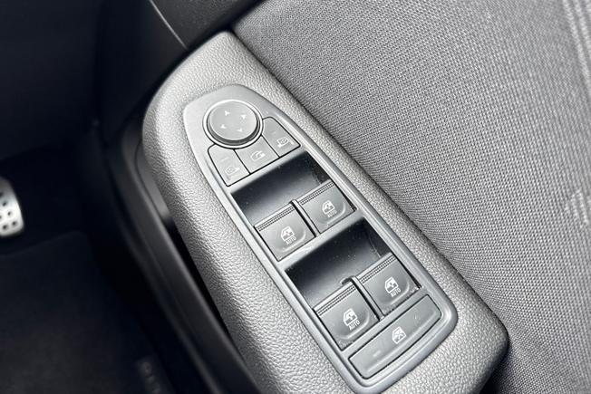 RENAULT Clio Photo 24