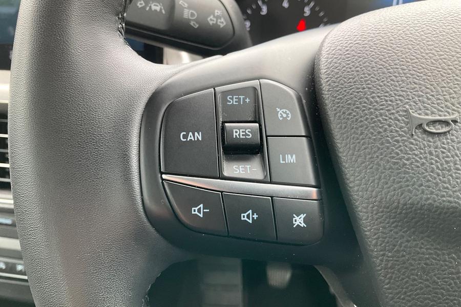 Ford Focus Photo autoimg-fa6cc4540ee8b9ee8d25ad9dd573d5e73f61ad51.jpg