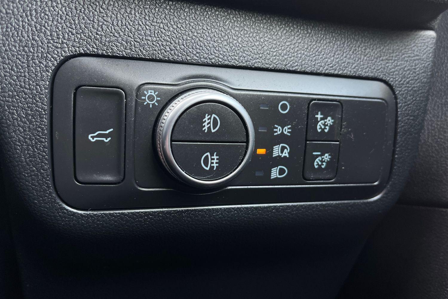 Ford Kuga Photo 35