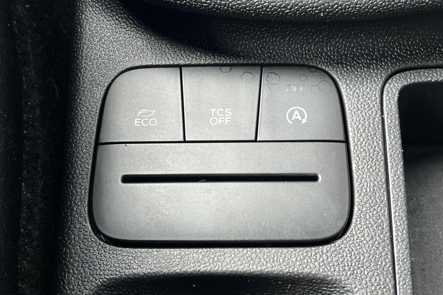 Ford FIESTA Photo 34