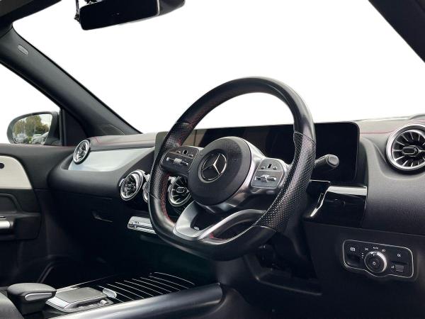 Mercedes-Benz EQA Photo autoimg-fa71f2ce1120c6d60ffcd55b05208eac016777a7.jpg