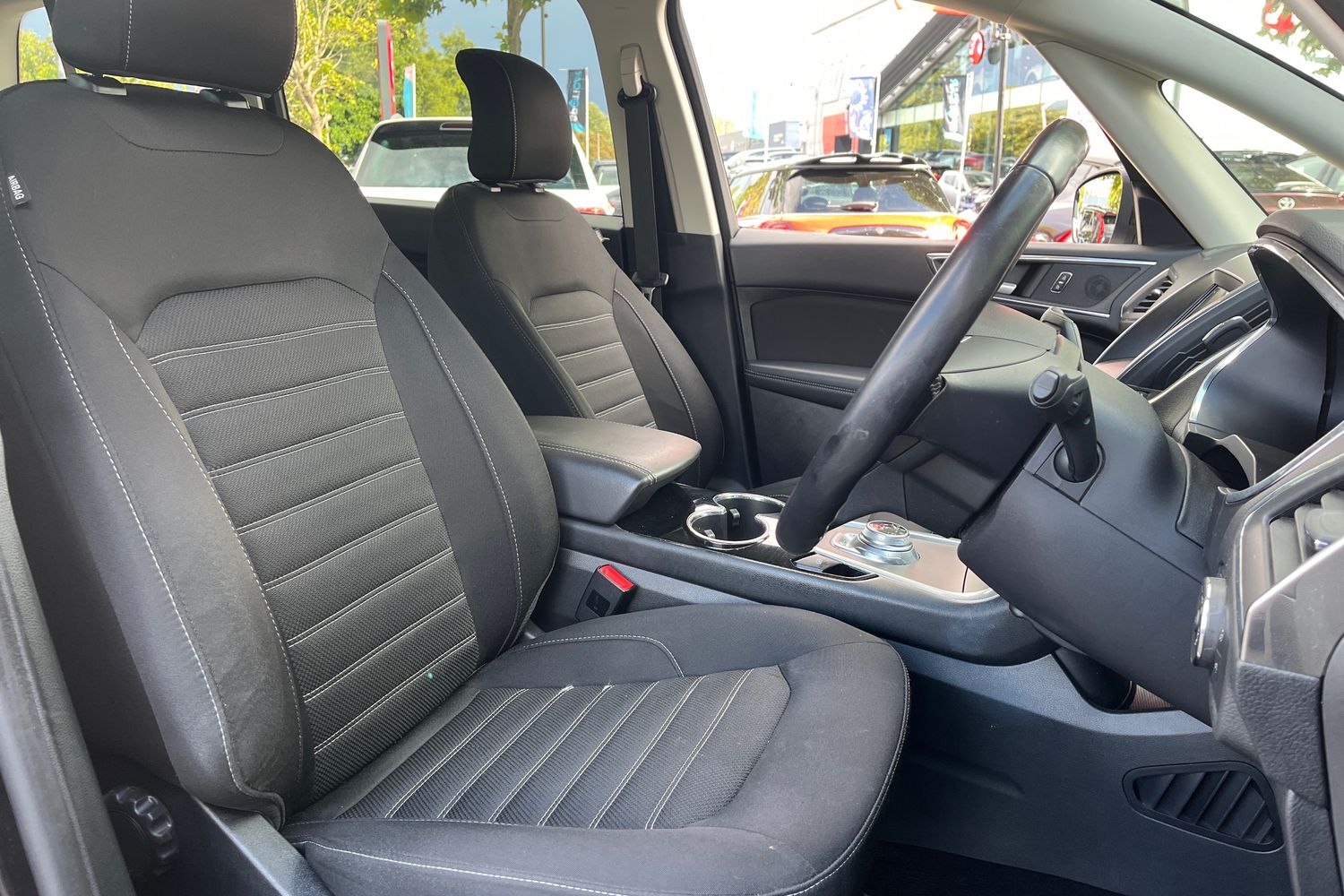 Ford GALAXY Photo 16