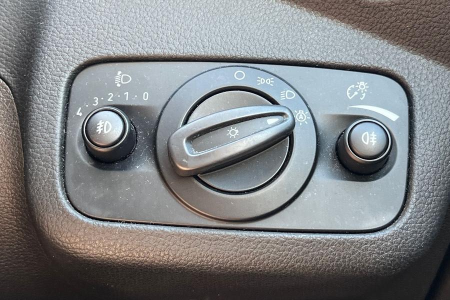 Ford KUGA Photo autoimg-fa73fc297591c0477c398222582ac7d57b83cb06.jpg