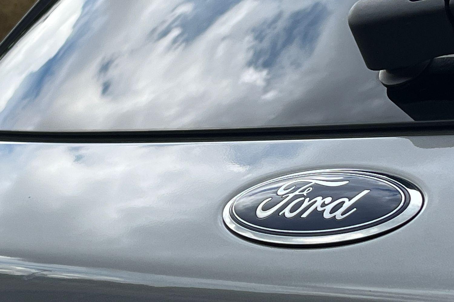 Ford KUGA Photo 39