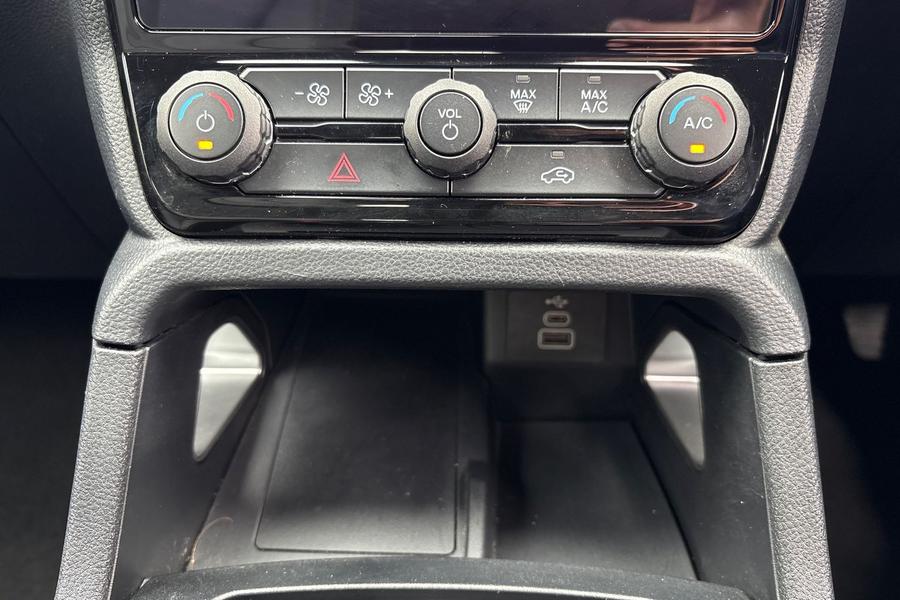 Ford RANGER Photo autoimg-fa77a70729f695ef99ca7c4c835eaded6323efe8.jpg