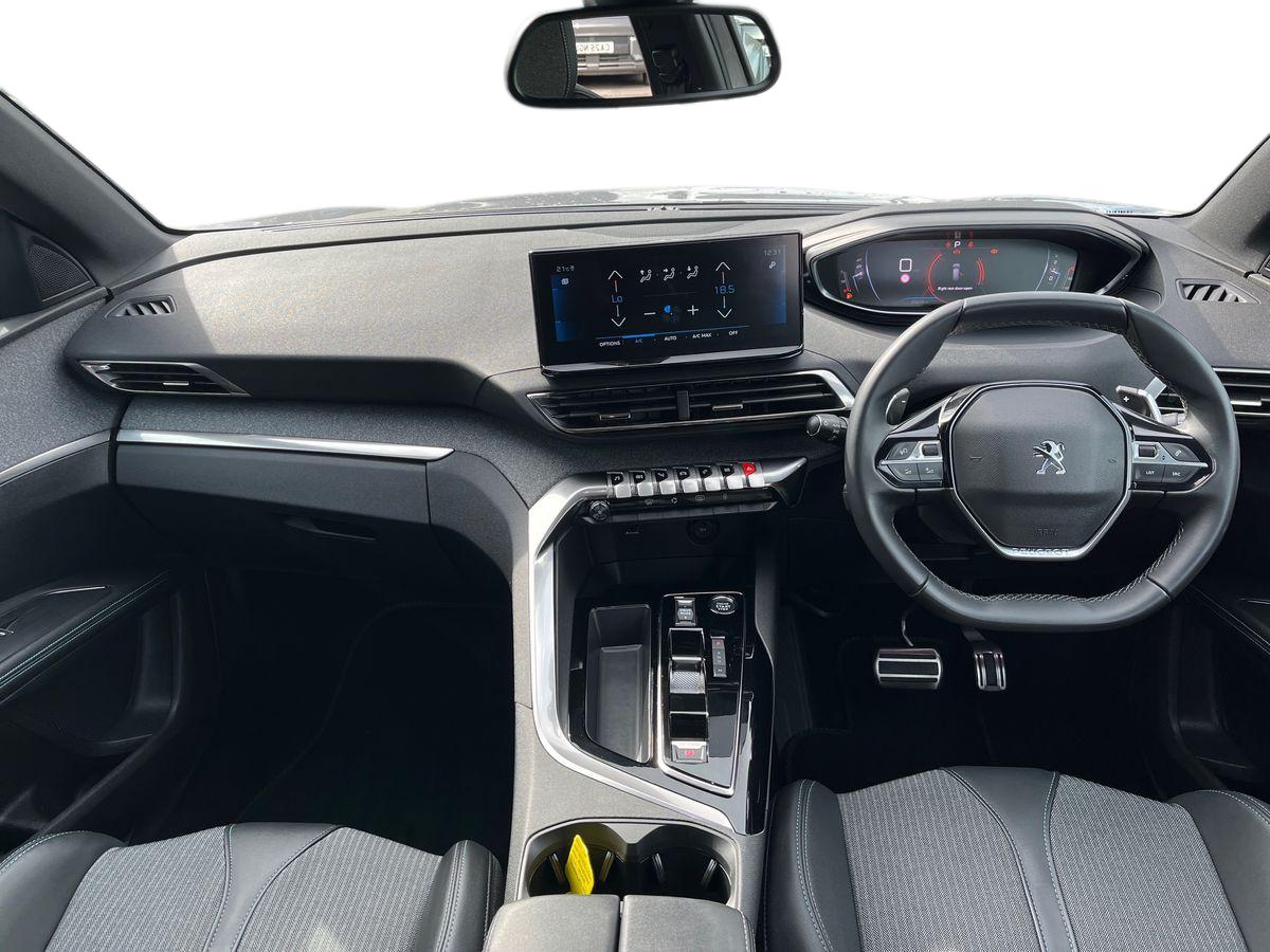 Peugeot 5008 Photo 9