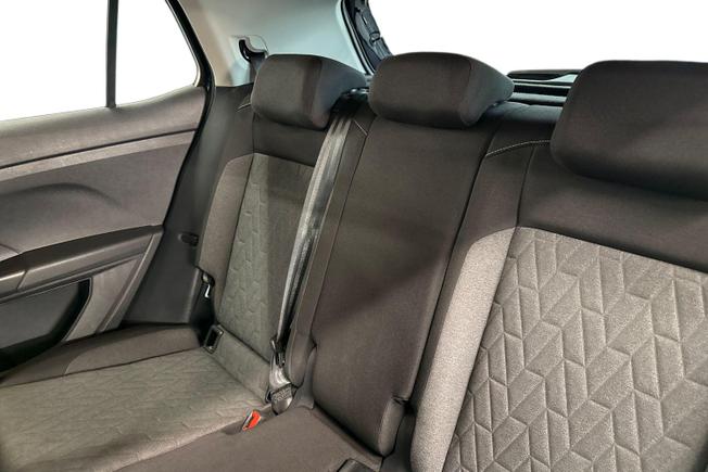 VOLKSWAGEN T-CROSS Photo 9