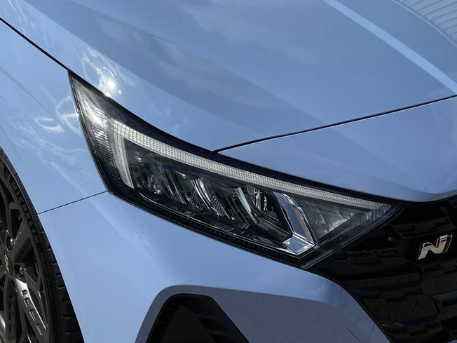 HYUNDAI i20 Photo 19