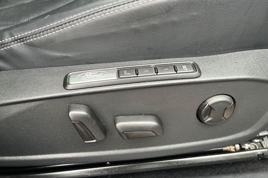 Ford Explorer Photo autoimg-fa7bff7e2200de67e5b3decfb659ef5ab02c3a72.jpg