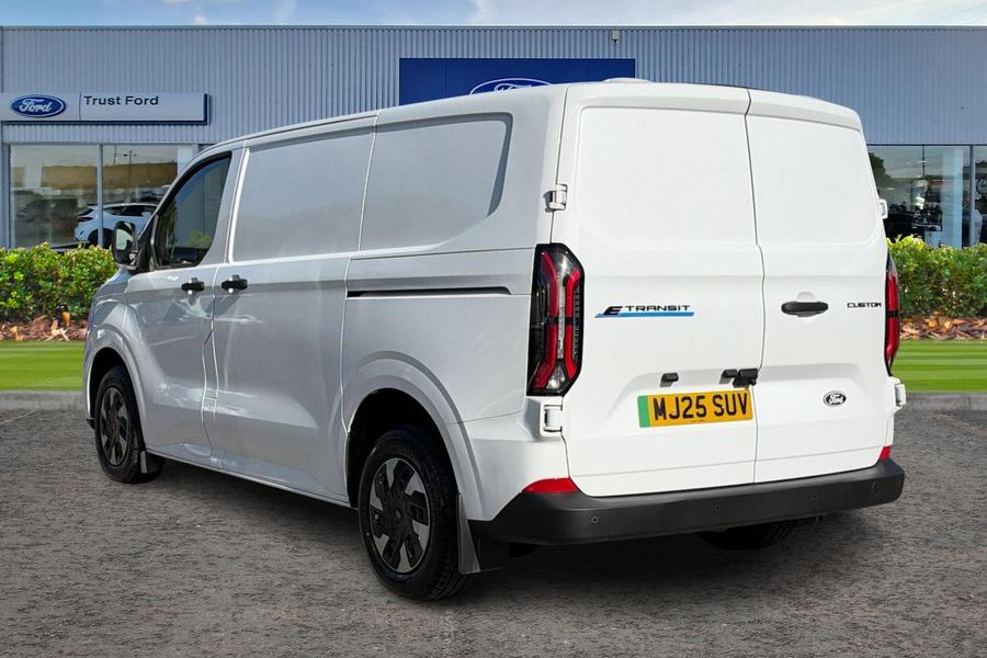 Ford E-TRANSIT CUSTOM Photo autoimg-fa7d31a78e03062b5eed3e71b849ccf47b631fac.jpg