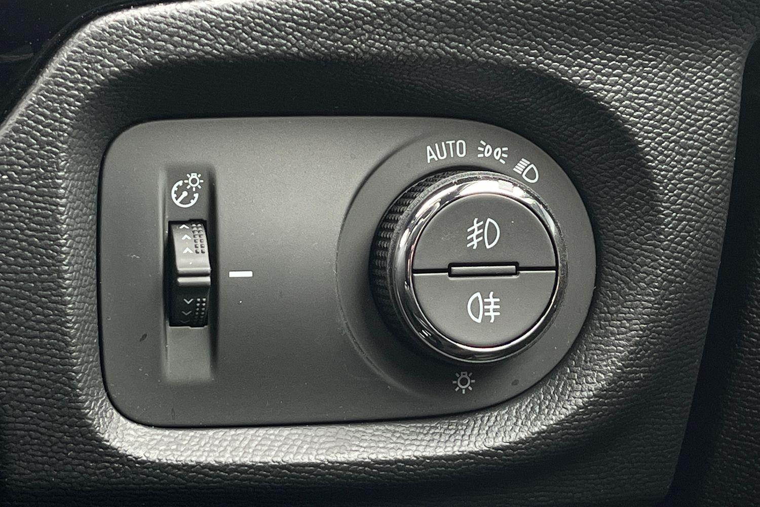 Vauxhall Corsa Photo 39