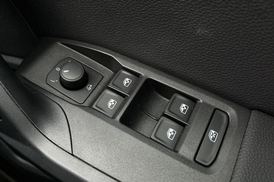 SEAT Arona Photo autoimg-fa835622dbce7f82a1ef6bdb27f6471631fda4ee.jpg