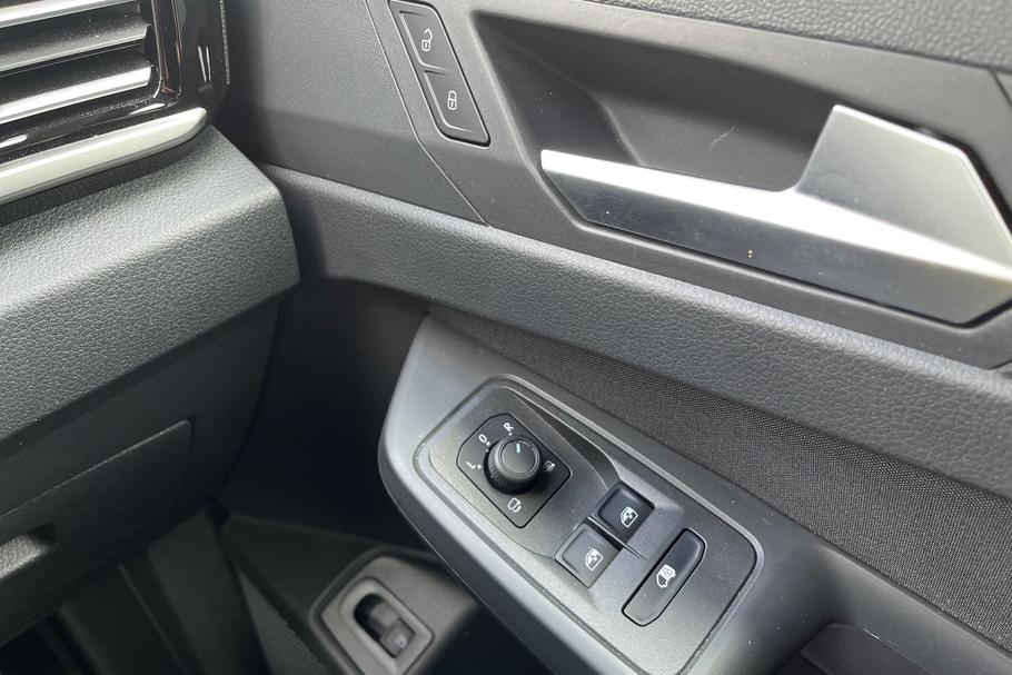 Used Ford TRANSIT CONNECT WV75XWN 32