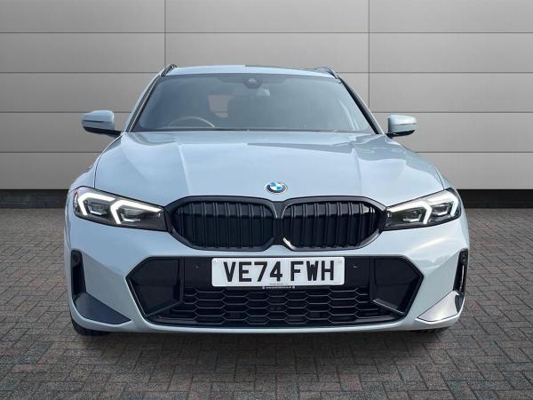 BMW 3 Series Photo autoimg-fa84d73efa286c477e8de95fd2f48e688d93a6fd.jpg