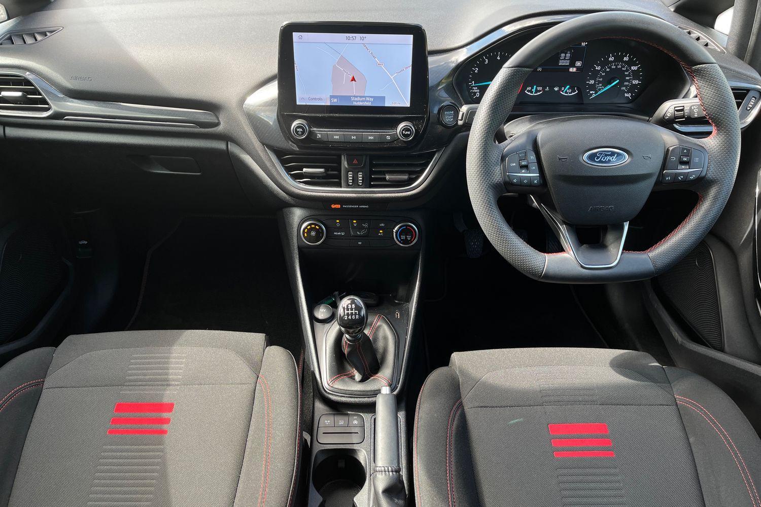 Ford FIESTA Photo 9