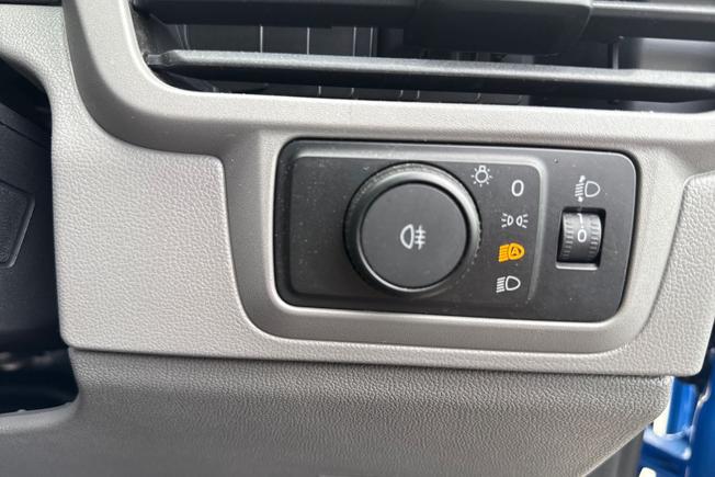 VOLKSWAGEN e-Transporter Photo 27