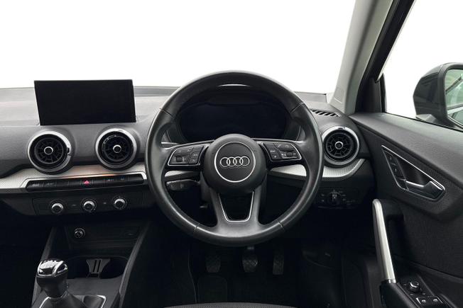AUDI Q2 Photo 11