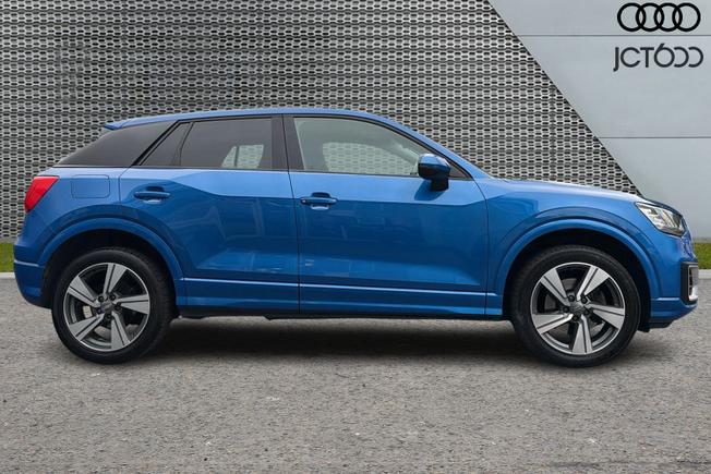 AUDI Q2 Photo 4