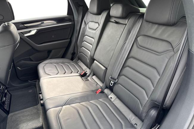 VOLKSWAGEN Touareg Photo 9