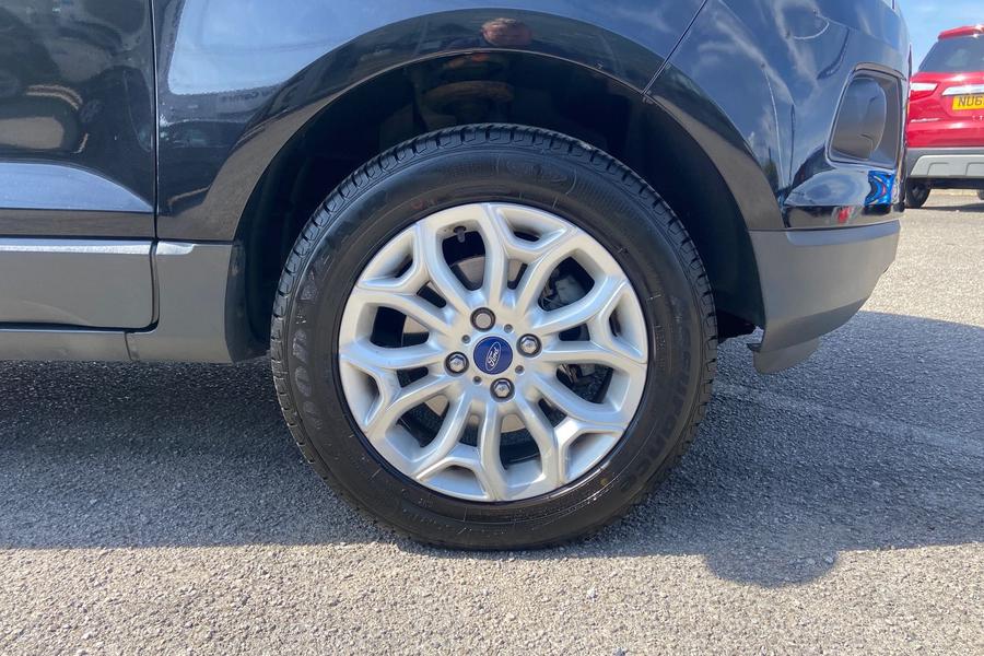 Ford ECOSPORT Photo autoimg-fa9522953e68926d5611f3f8718de6488846c1c8.jpg