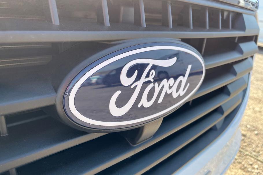 Used FORD TRANSIT CUSTOM WP75CMK 17