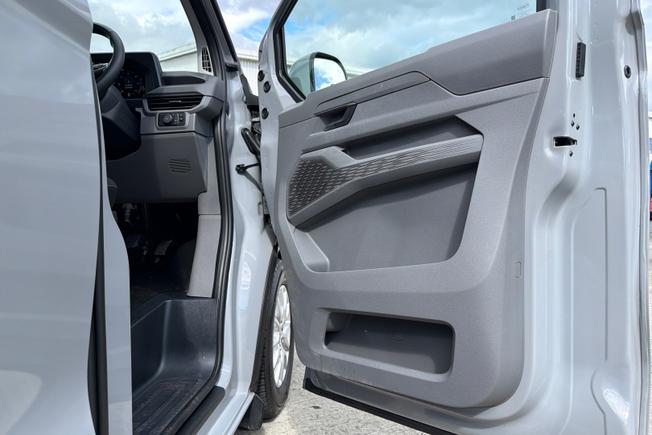 VOLKSWAGEN Transporter Photo 33