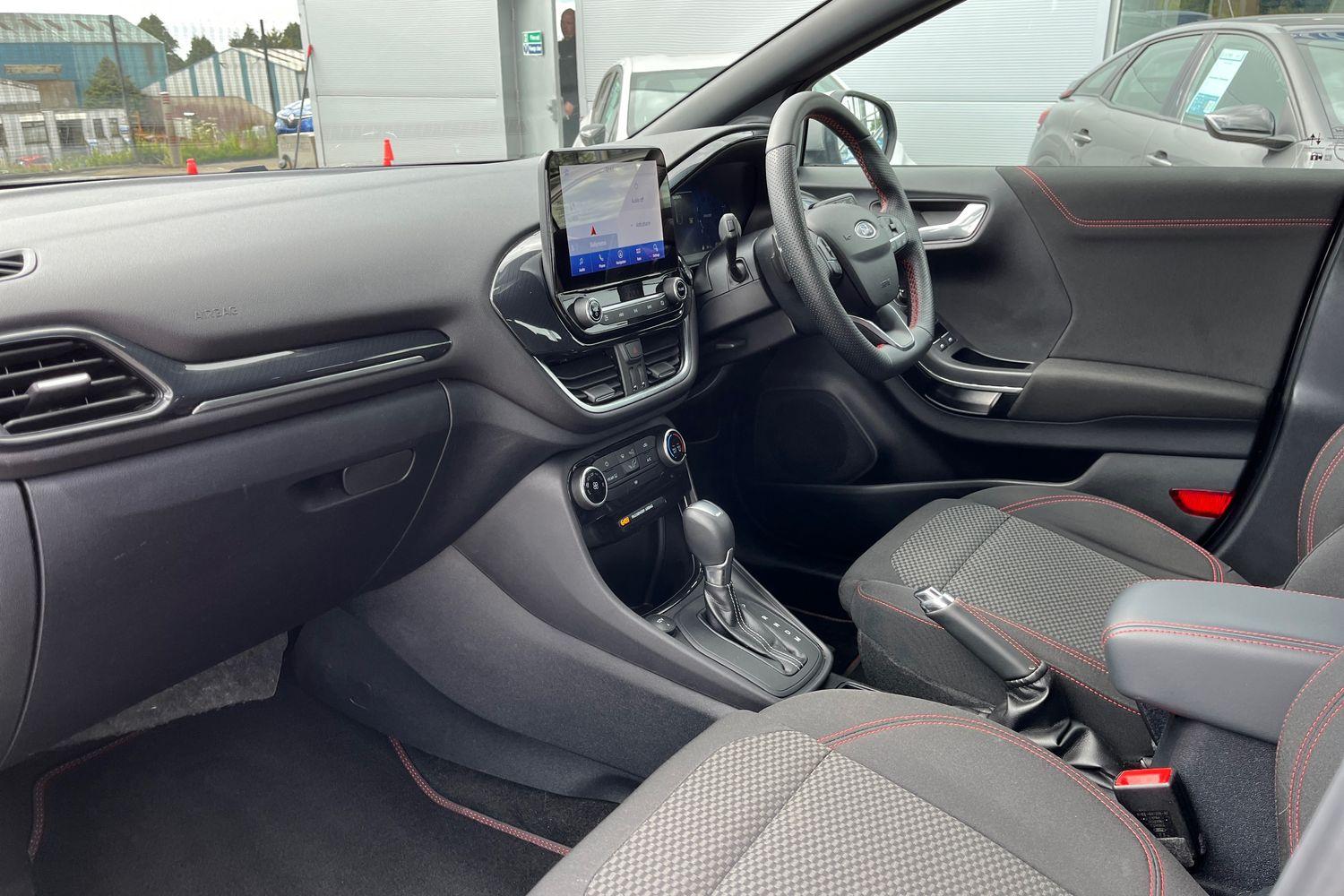 Ford PUMA Photo 17
