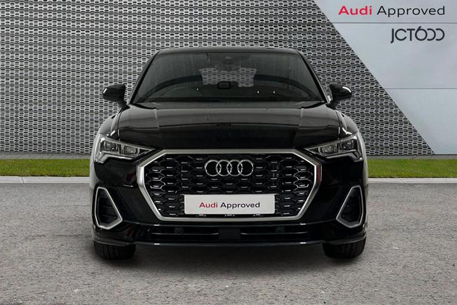 AUDI Q3 Photo 8