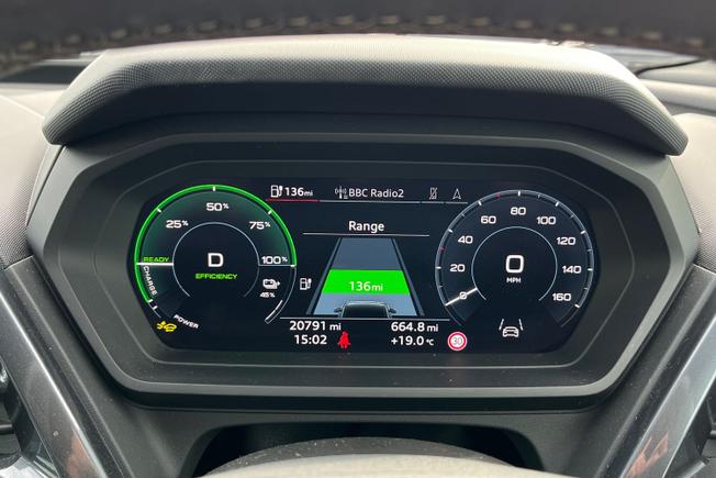 AUDI Q4 E-Tron Photo 15
