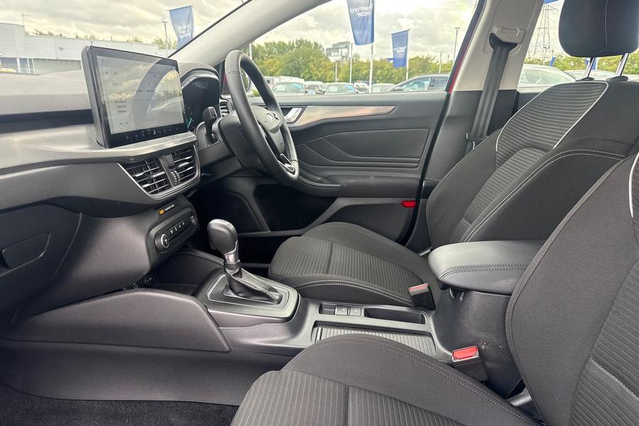 Ford FOCUS Photo autoimg-fa9d3e79ae05b29a274f42123e1d4fa0ac9ae22b.jpg