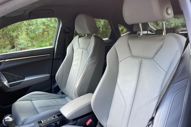 AUDI Q3 Photo 21