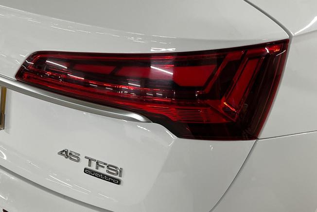 AUDI Q5 Photo 18
