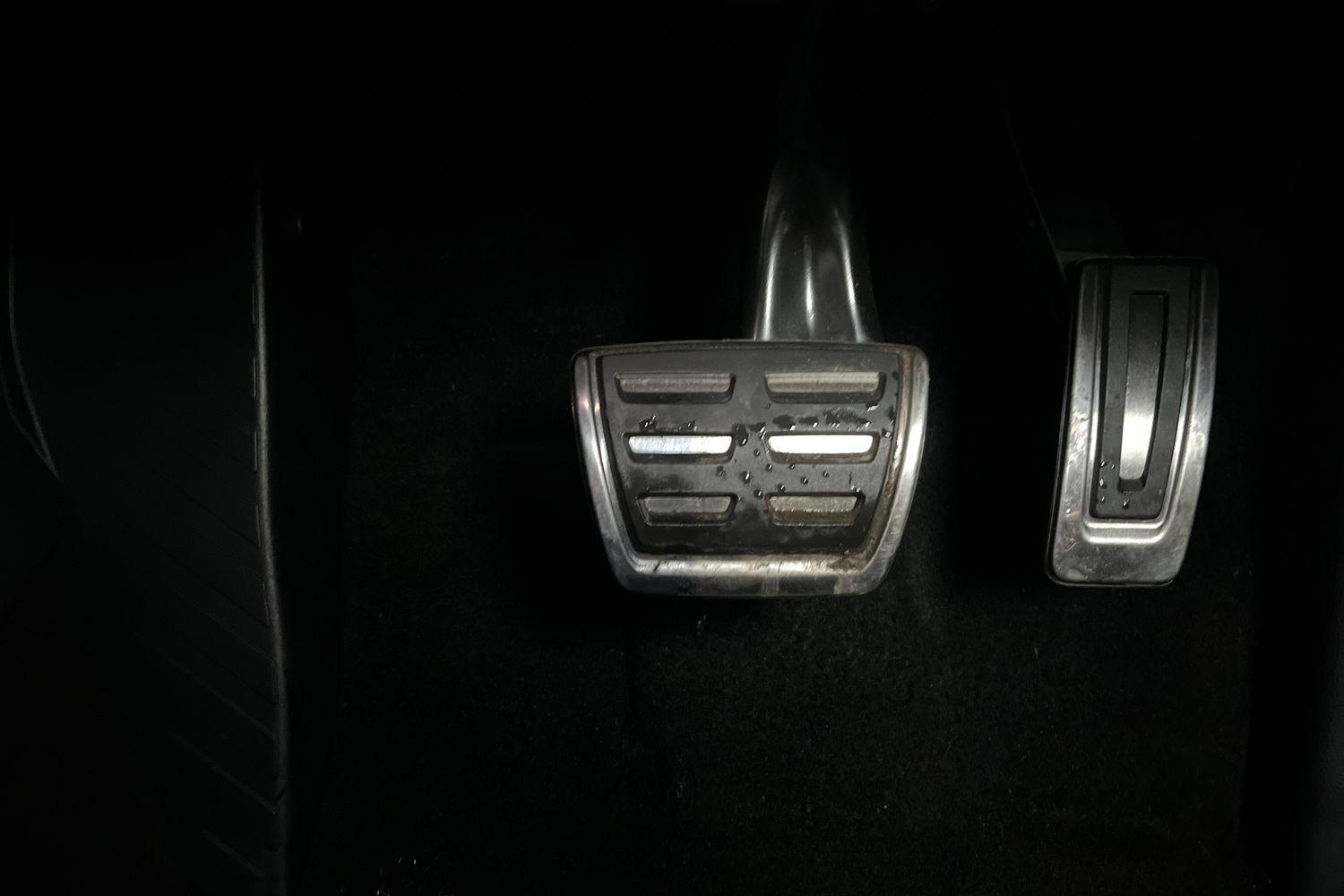 Volkswagen T-ROC Photo 34