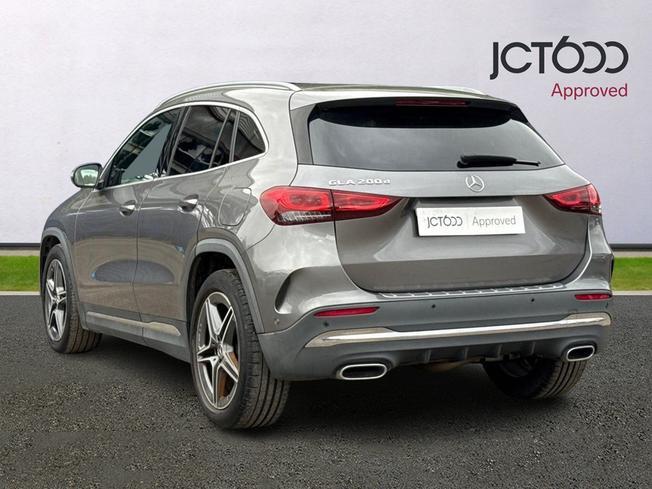 Mercedes-Benz GLA Photo 3