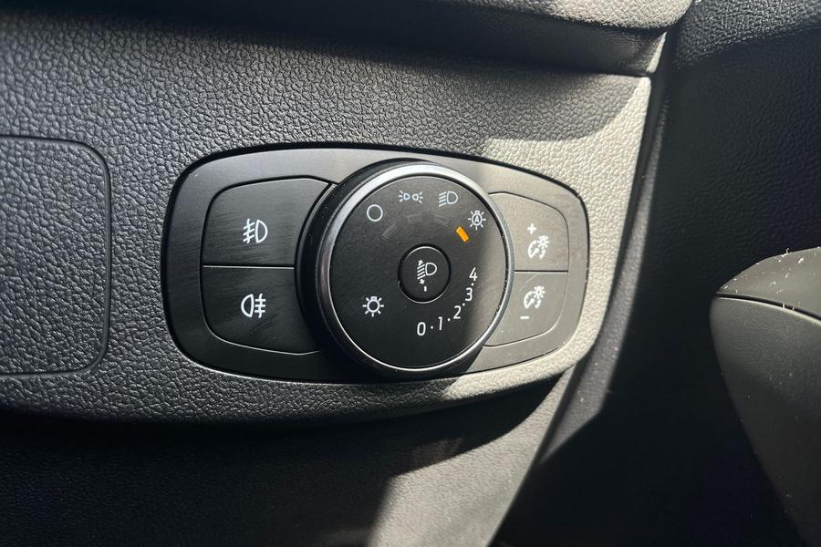 Ford Focus Photo autoimg-faa237f0ac9a7158efe47c657b9ac02e9cd41585.jpg