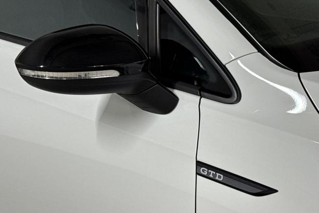 Volkswagen Golf Photo 20