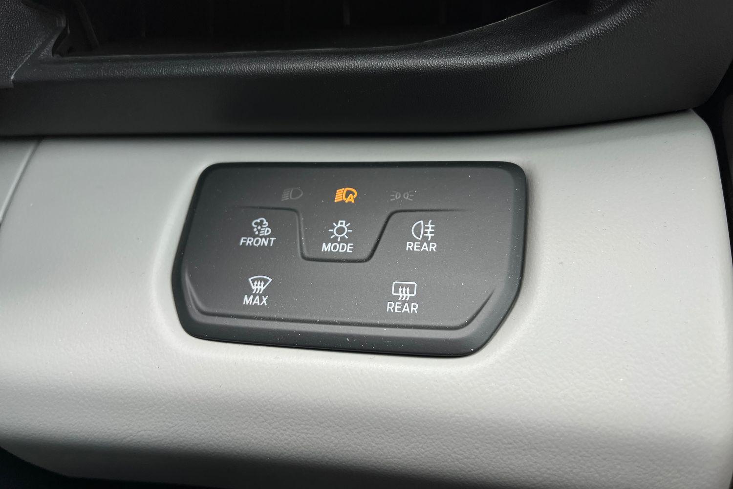 Ford Explorer Photo 33