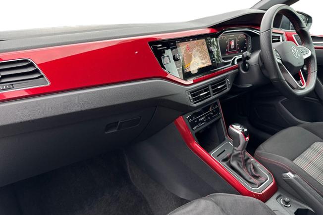 VOLKSWAGEN Polo Photo 2
