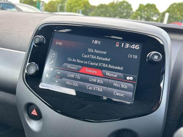 Toyota AYGO Photo autoimg-faa8f3e233d0eaff3d3a6a24be7541ca6d4d6a23.jpg