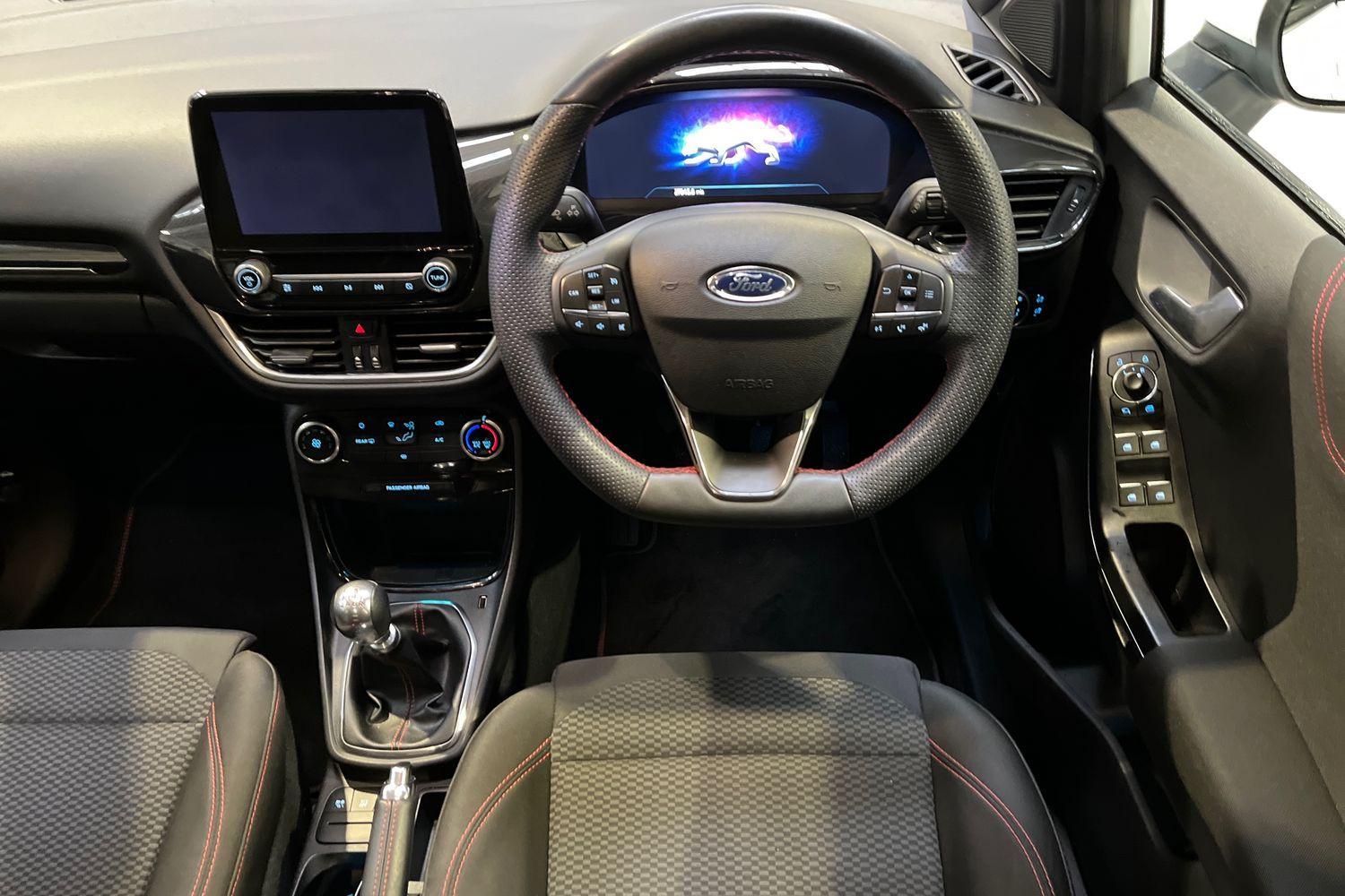 Ford PUMA Photo 10