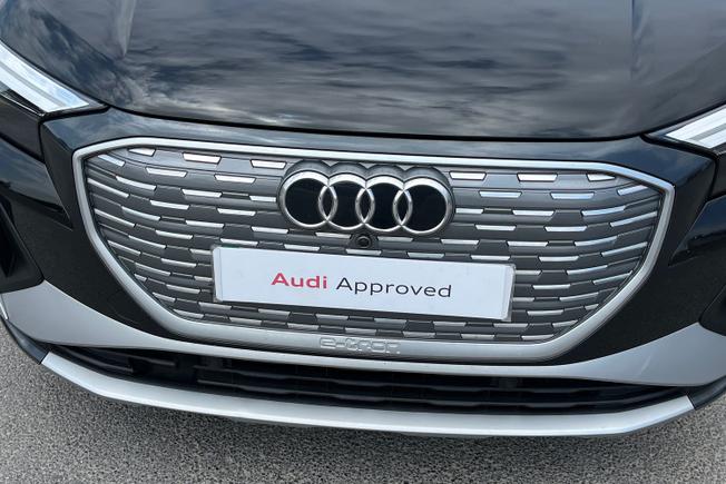 AUDI Q4 E-Tron Photo 24