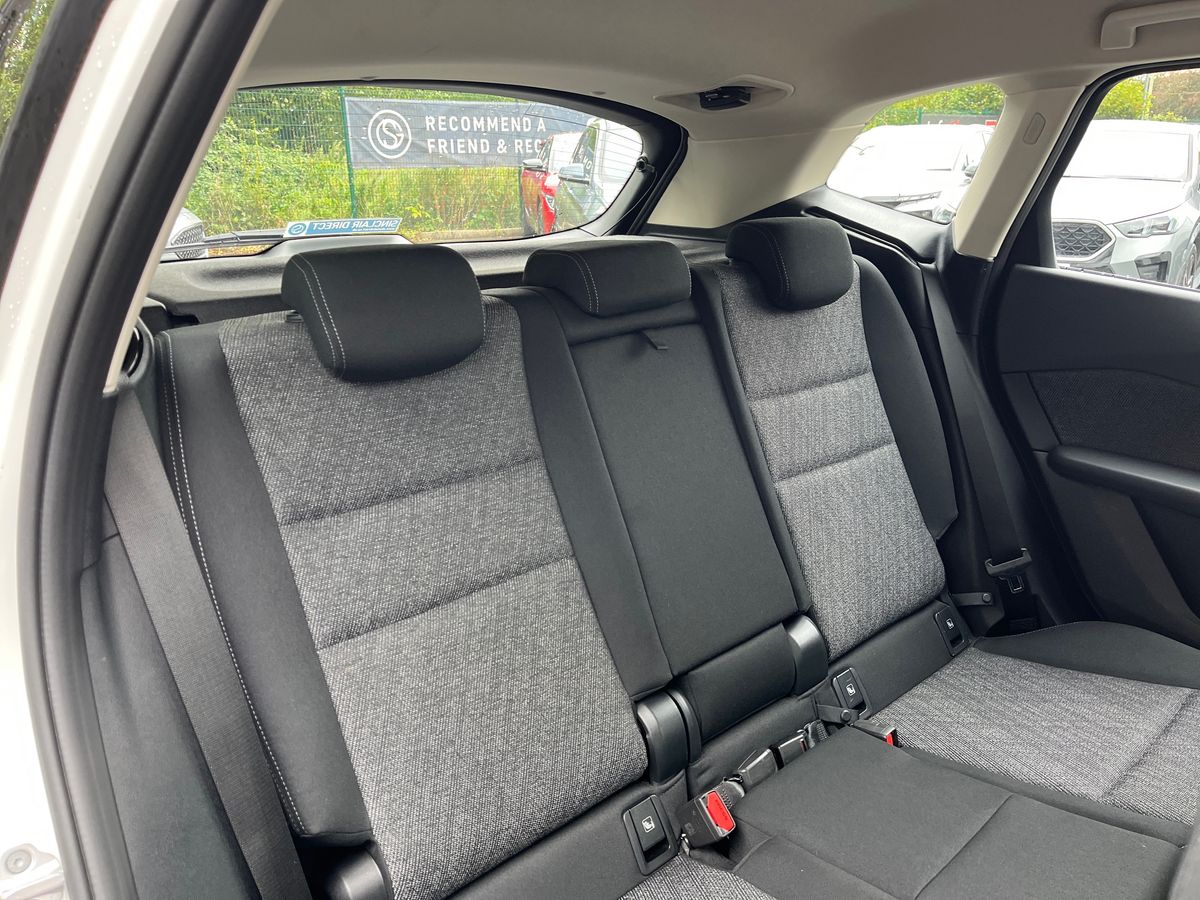 BMW 2 Series Active Tourer Photo 31