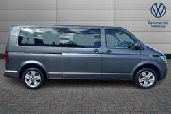 Volkswagen Transporter Shuttle Photo 4
