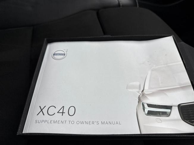 VOLVO Xc40 Photo 39
