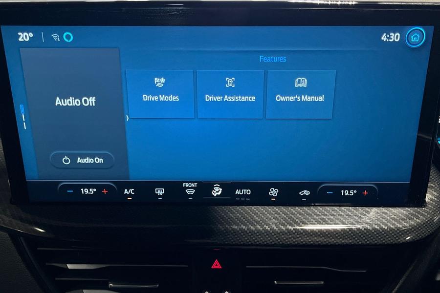 Ford FOCUS Photo autoimg-fab376040405083028c98e640024909a2b0d910a.jpg