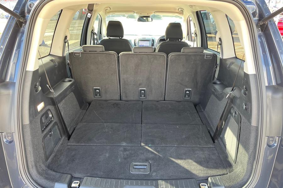 Ford GALAXY Photo autoimg-fab5d02b426bff986f24fb31b080cb06d2418205.jpg