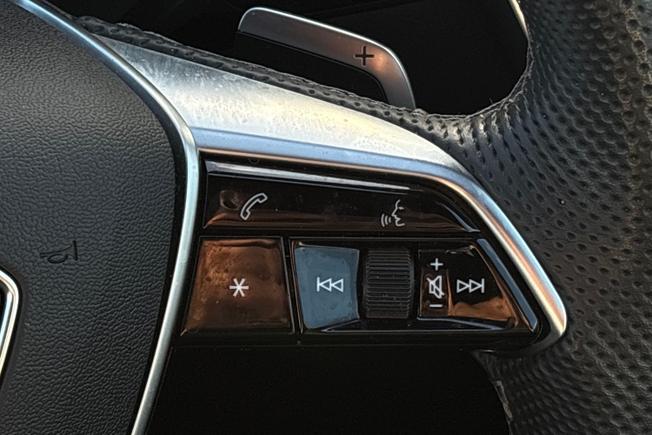 AUDI A6 Photo 17