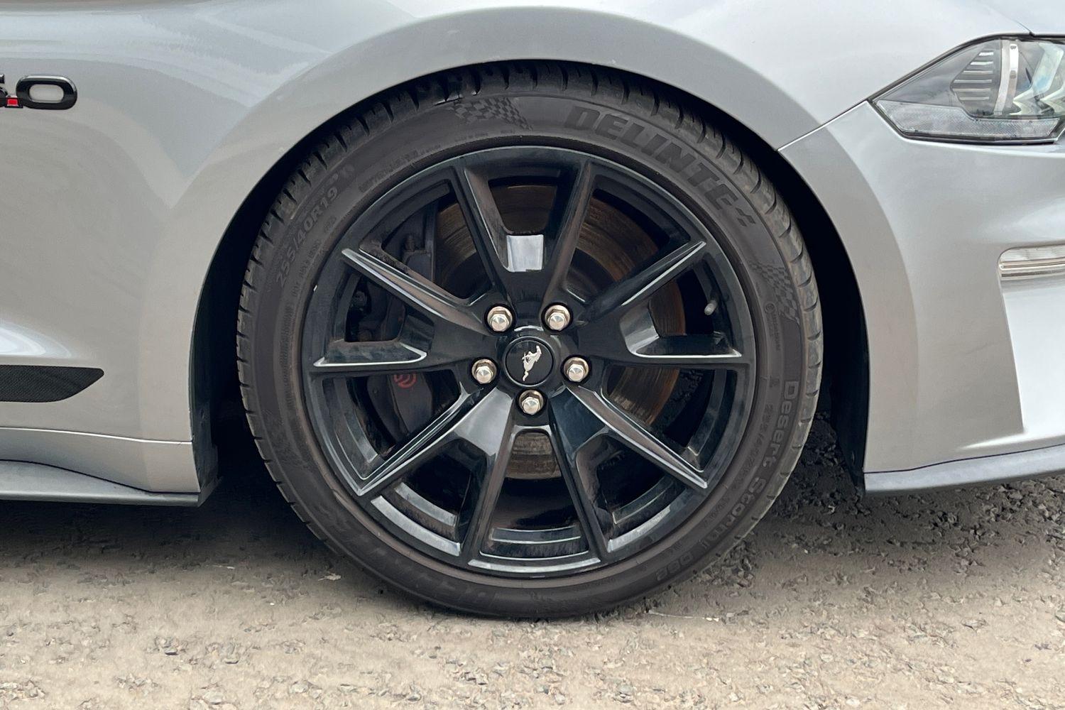 Ford Mustang Photo 7