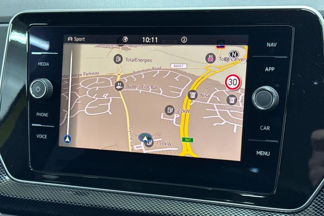 VOLKSWAGEN T-Cross Photo 14