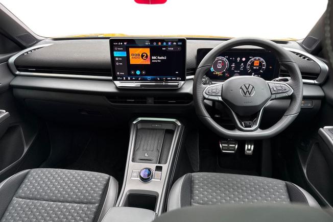 VOLKSWAGEN T-Roc Photo 10